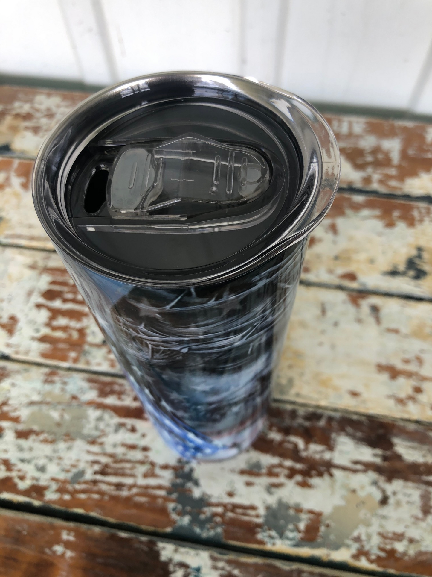 Jesus Christ with Cross and Flags 20oz. Tumbler Cup